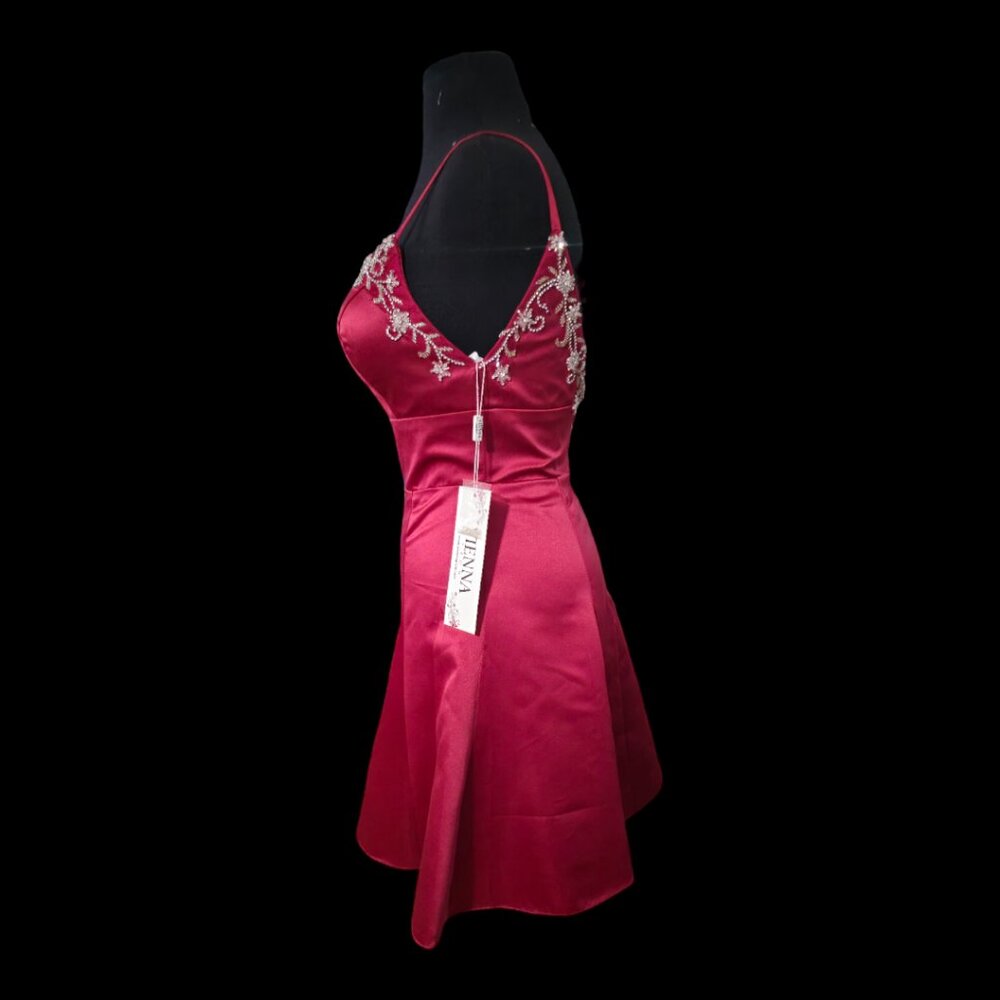 Vienna Prom Wine Strap Sleeve Sweetheart Short A-line Dress New with Tags - Picture 4 of 9